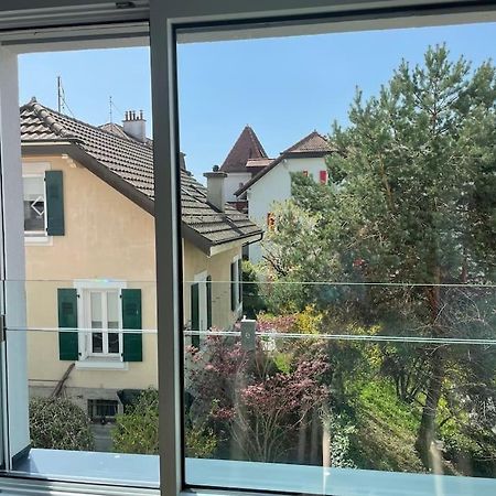 Proche Lausanne: Studio Bien Equipe Apartment Prilly Bagian luar foto