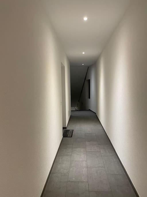 Proche Lausanne: Studio Bien Equipe Apartment Prilly Bagian luar foto